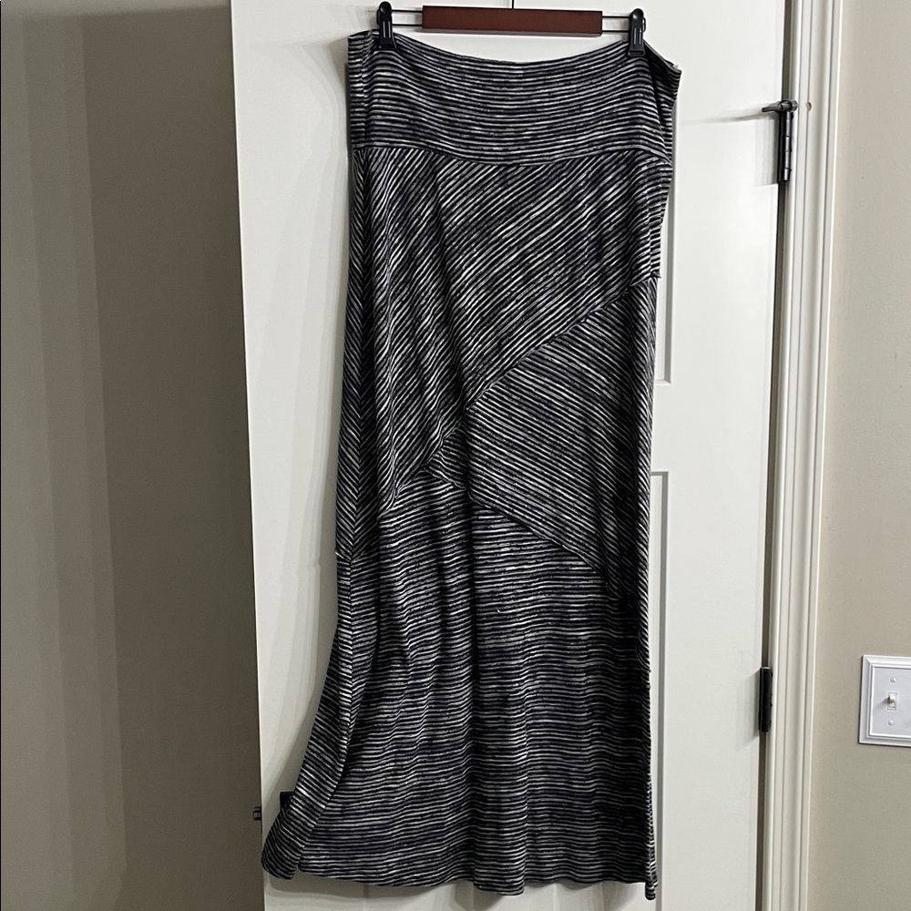 Vanity Black and White Maxi Skirt